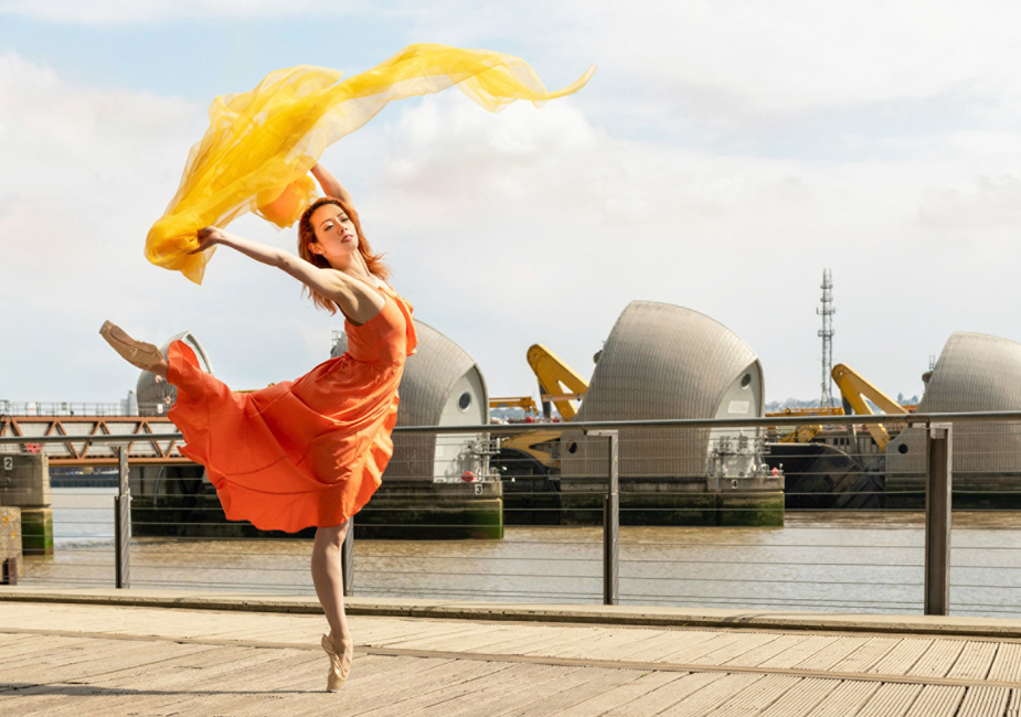 ballerina on pointe by the Thames Barrier during a dance photography shoot