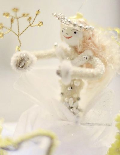 a christmas angel from vv rouleaux